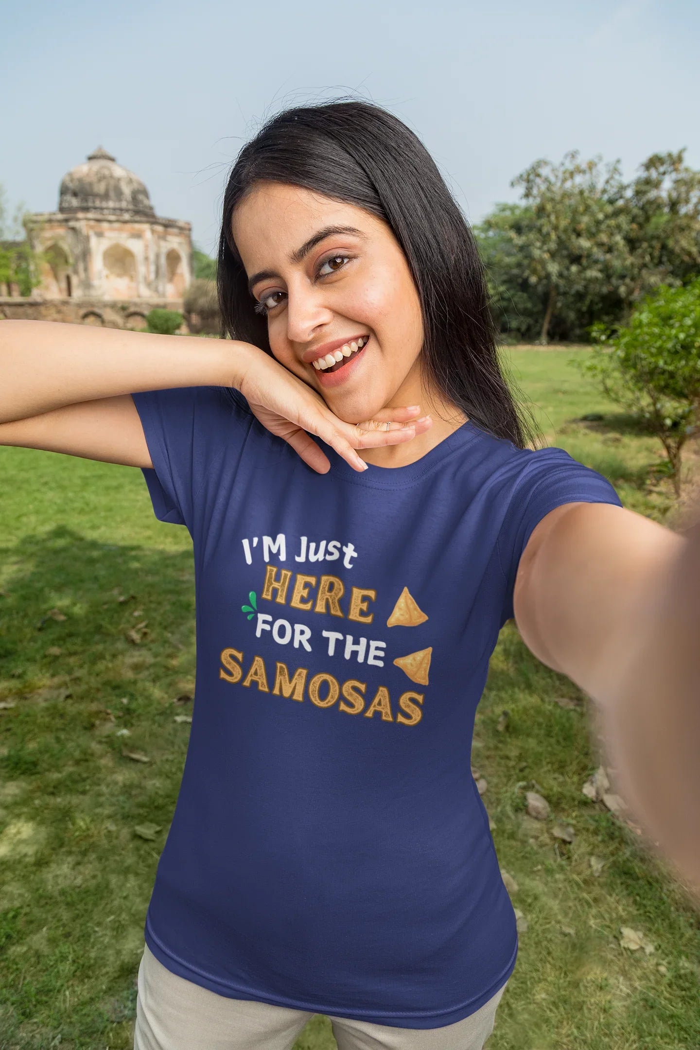I'M Just Here For The Samosas Women's T-Shirt - Sigma Trends