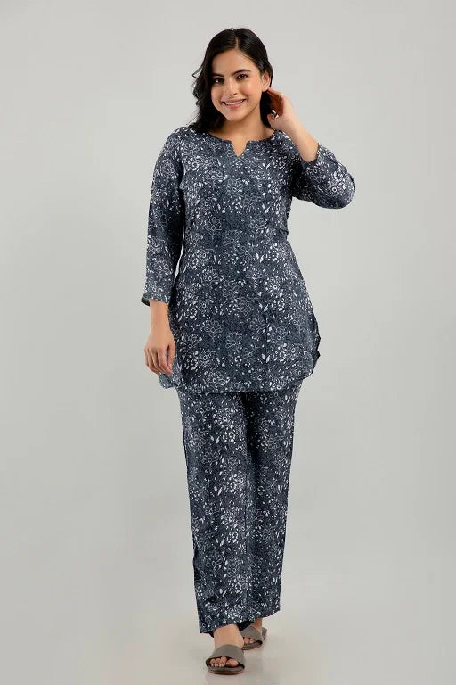 Women's Rayon Printed Plus Size Night Suit Set of Shirt and Pyjama - Sigma Trends