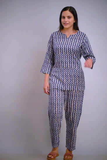 Women's Rayon Printed Plus Size Night Suit Set of Shirt and Pyjama Video - sigmatrends