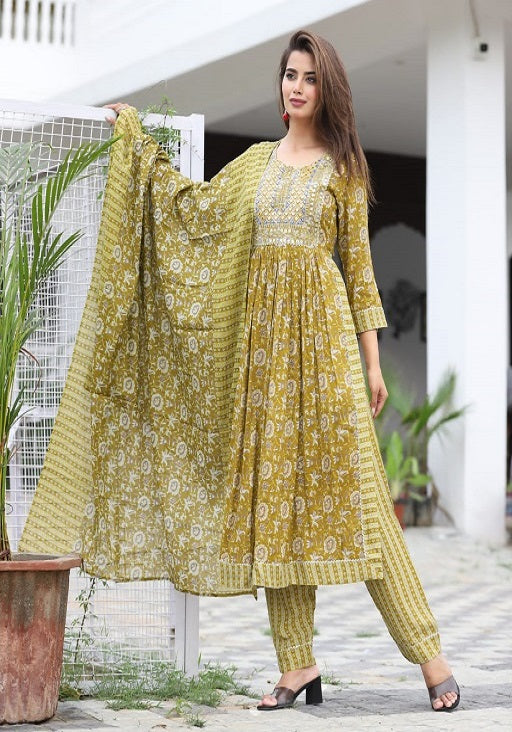 Nayara Cut Plus Size Cotton Printed Kurti With Pant and Dupatta Set Mehndi - sigmatrends