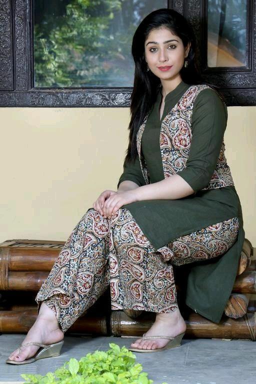 Women's Solid Cotton Kurta with Palazzos and Jacket Set - sigmatrends